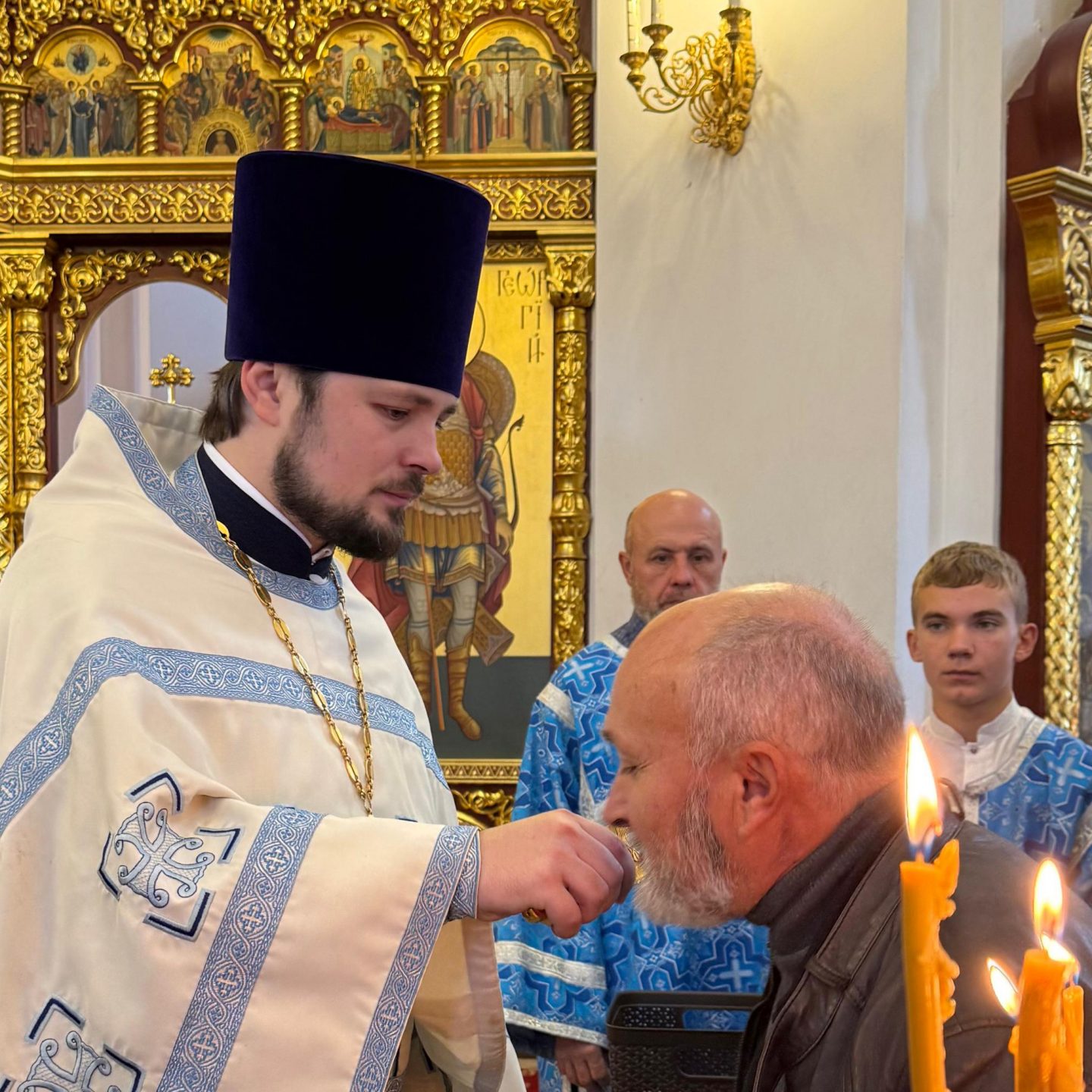 Покров Пресвятой Владычицы нашей Богородицы и Приснодевы Марии. Божественная Литургия