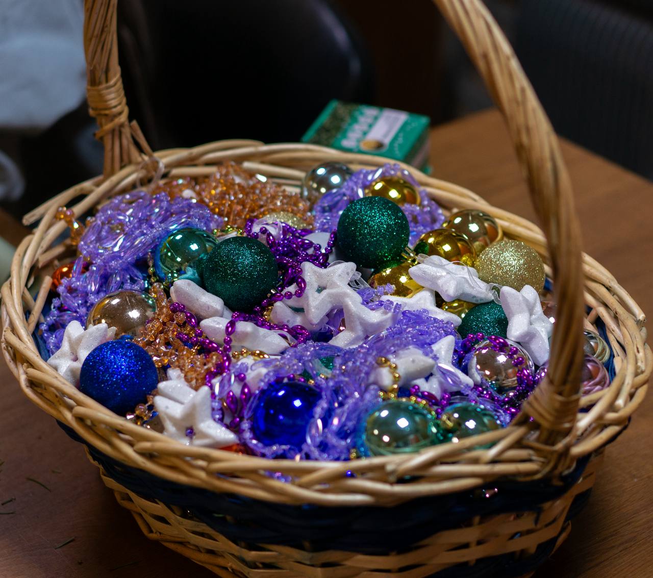 Флорист храма провела Рождественский мастер-класс