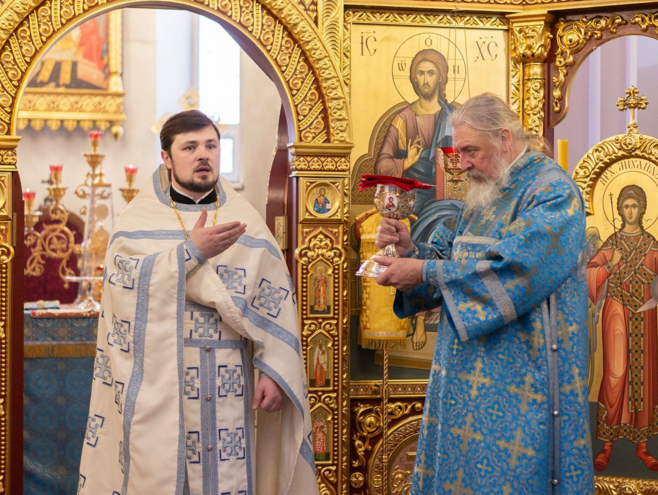 Неделя мясопустная, о Страшном Суде. СРЕТЕНИЕ ГОСПОДА БОГА И СПАСА НАШЕГО ИИСУСА ХРИСТА. Божественная Литургия