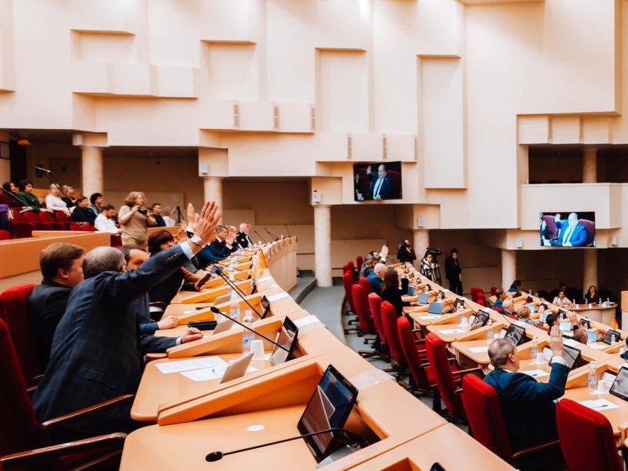 Настоятель храма принял участие в заседании Саратовской городской думы