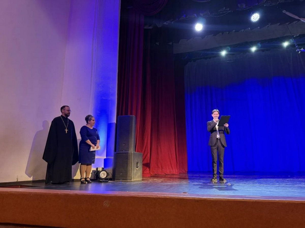 Руководитель епархиального отдела стал приглашенным гостем на выступлении воздушных гимнастов