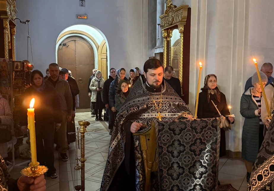 Канун Великой Пятницы. Утреня с чтением 12-ти Евангелий